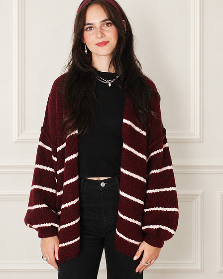 Oversize-Strickjacke weinrot / weiß gestreift