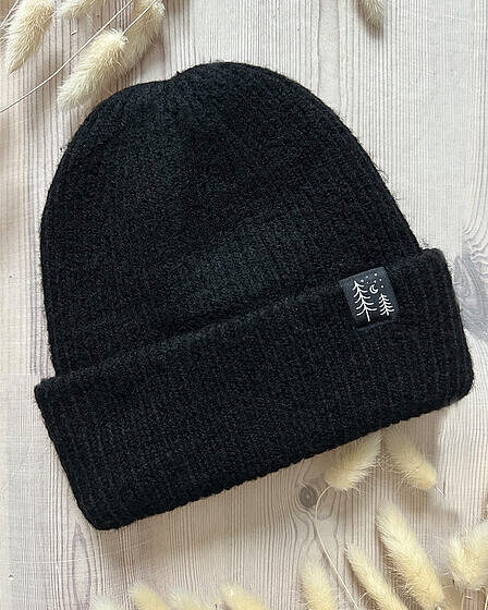 Black pinetree Beanie