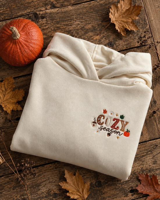 Bestickter Cozy Season Hoodie