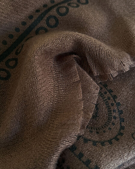 XL Wollschal mit Paisley-Muster in dunkelbraun