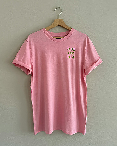 Slow Life Club T-shirt in pink & green