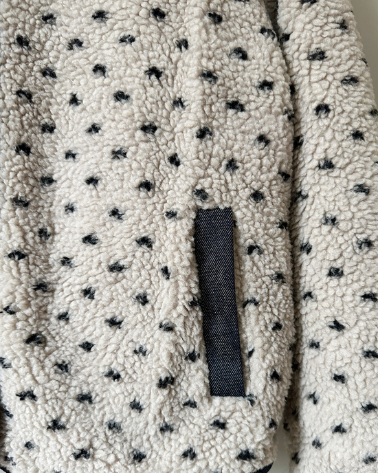 Teddy Sherpa Jacket — Beige with Dots